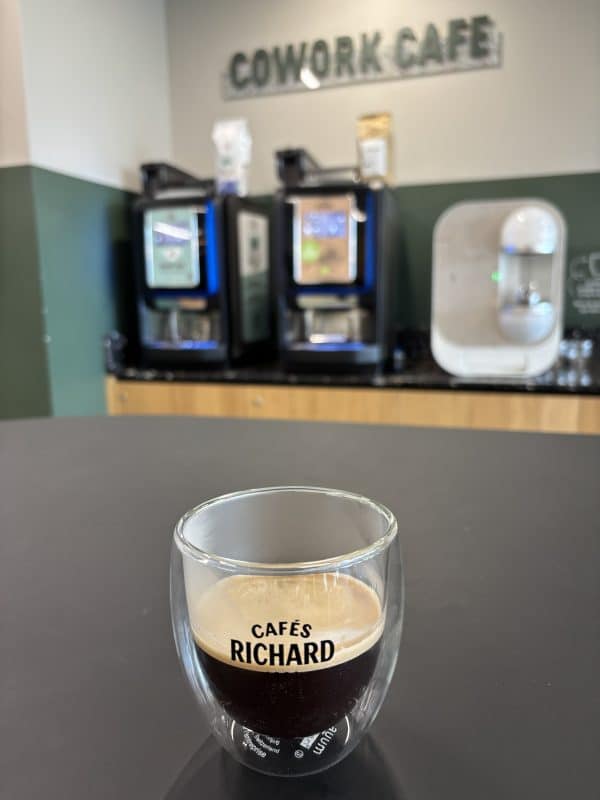 meilleur service aux collaborateur trophée de l'IDET Cafés Richard et SUEZ